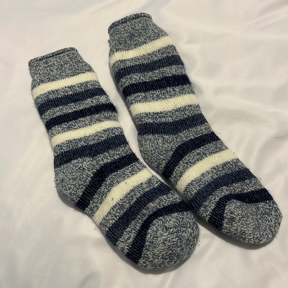 WARM & FUZZY SOCKS